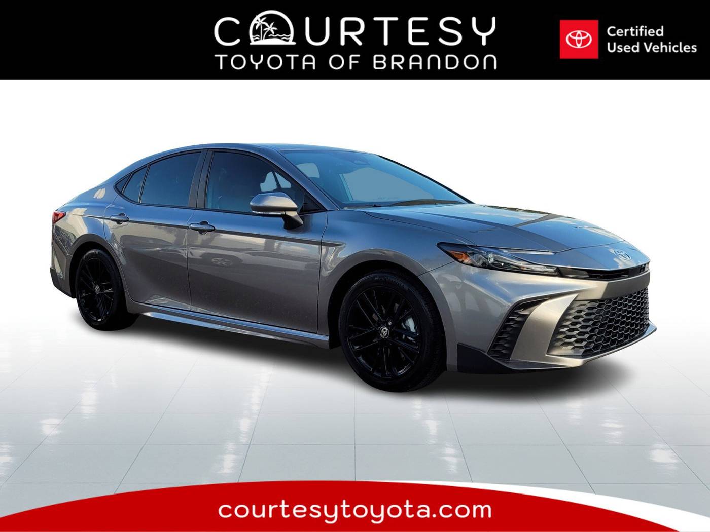 2025 Toyota Camry SE — Sedan — 2,640 mi — Tampa, FL