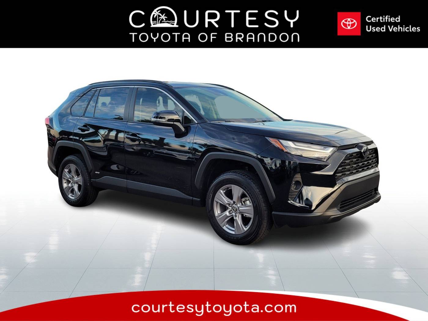 2025 Toyota RAV4 Hybrid XLE — SUV — 3,385 mi — Tampa, FL