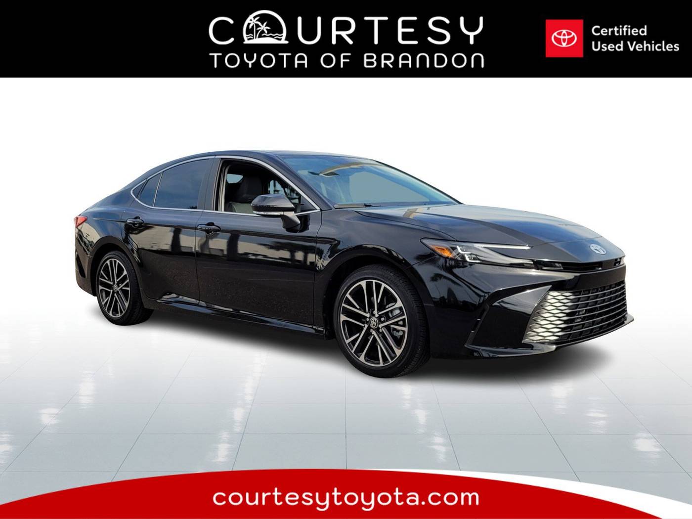 2025 Toyota Camry XLE — Sedan — 3,895 mi — Tampa, FL