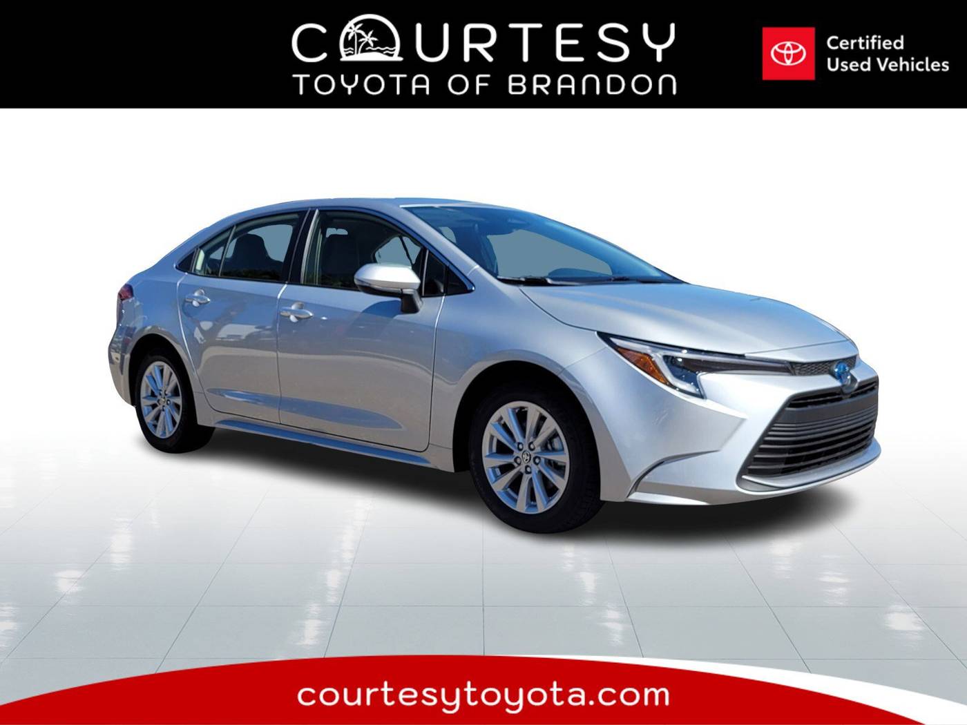 2025 Toyota Corolla Hybrid XLE — Sedan — 1,443 mi — Tampa, FL