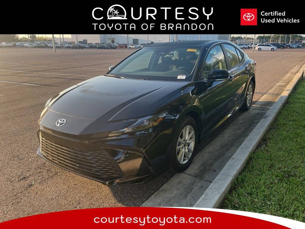 2025 Toyota Camry Hybrid LE — Sedan — 8,996 mi — Tampa, FL