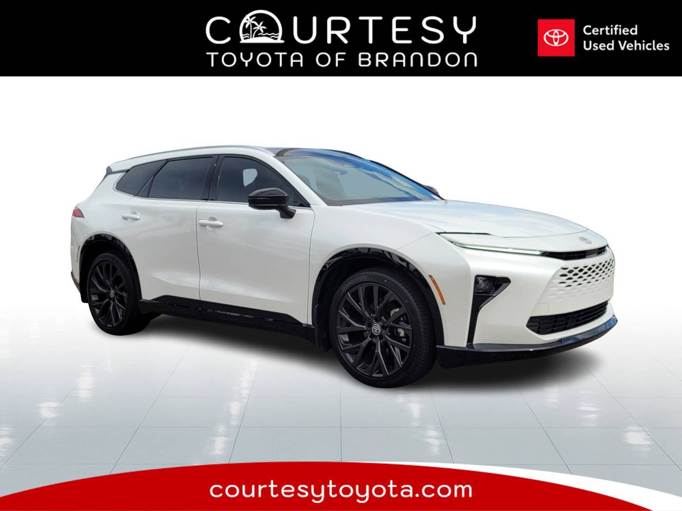 2025 Toyota Crown Signia Limited — SUV — 2,356 mi — Tampa, FL
