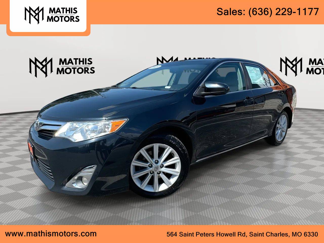 2013 Toyota Camry XLE V6 — Sedan — 130,320 mi — St Charles, MO