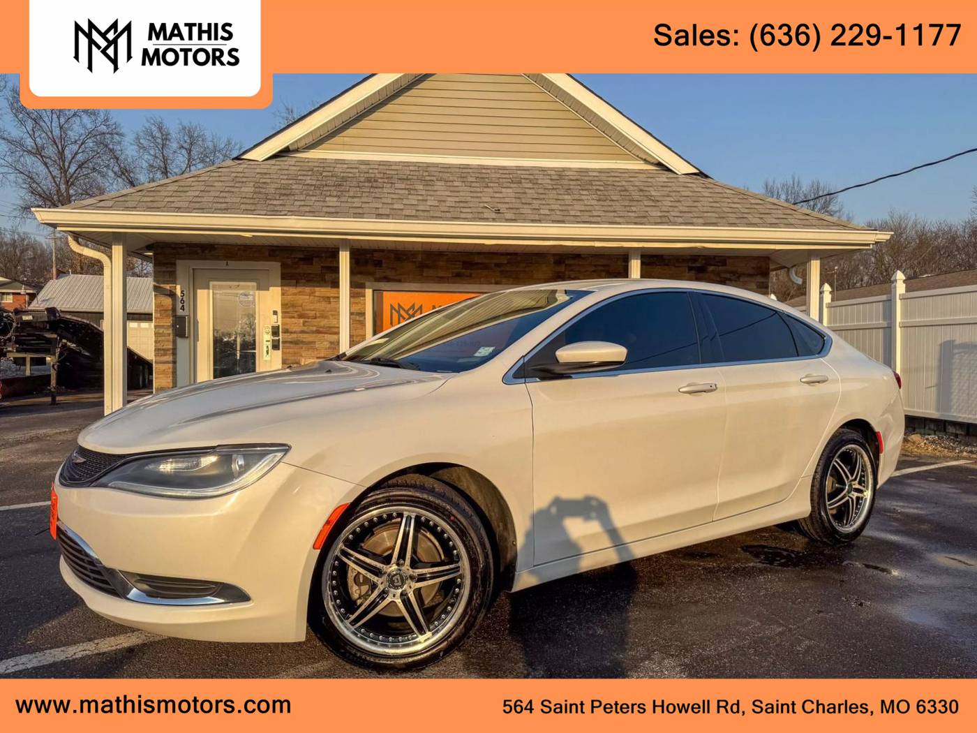 2015 Chrysler 200 Limited — Sedan — 92,046 mi — St Charles, MO