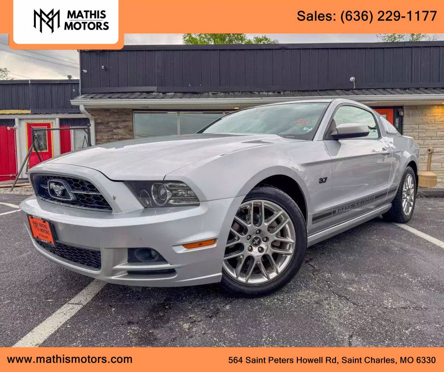 2013 Ford Mustang V6 Premium — Coupe — 100,068 mi — St Charles, MO