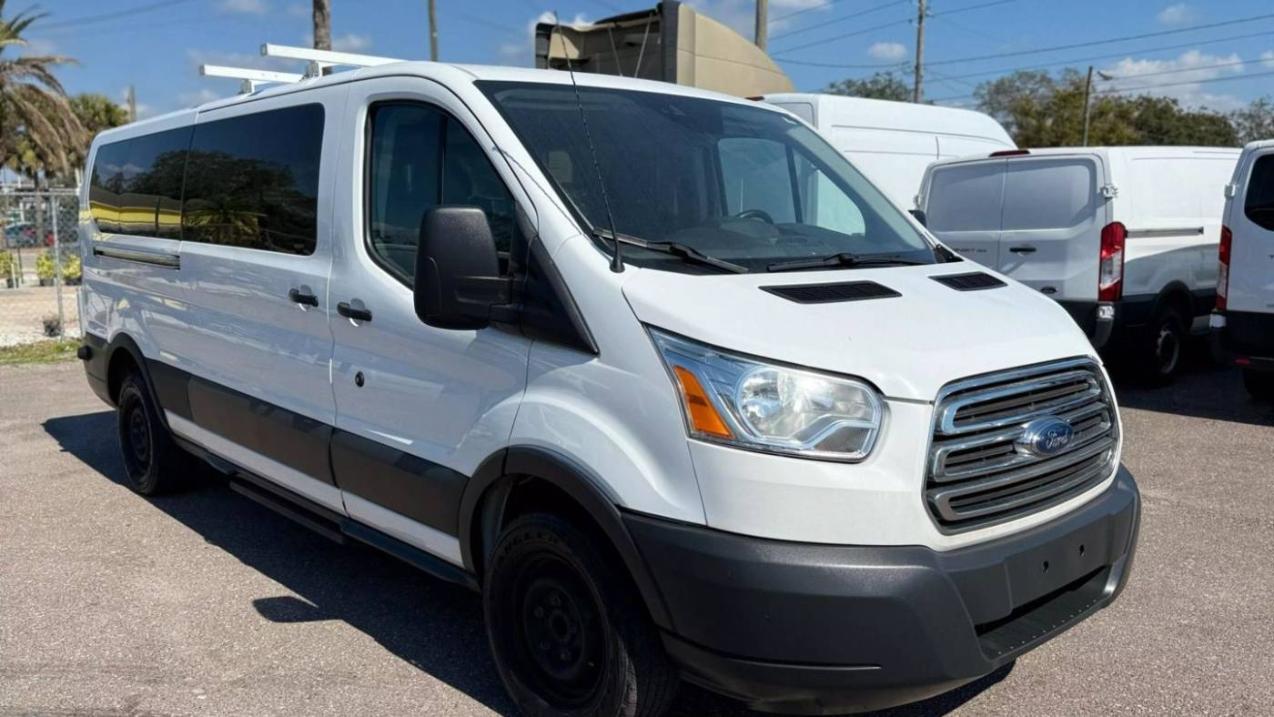 2017 Ford Transit Passenger Wagon T-350 XLT — Passenger Van — 144,616 mi — Tampa, FL