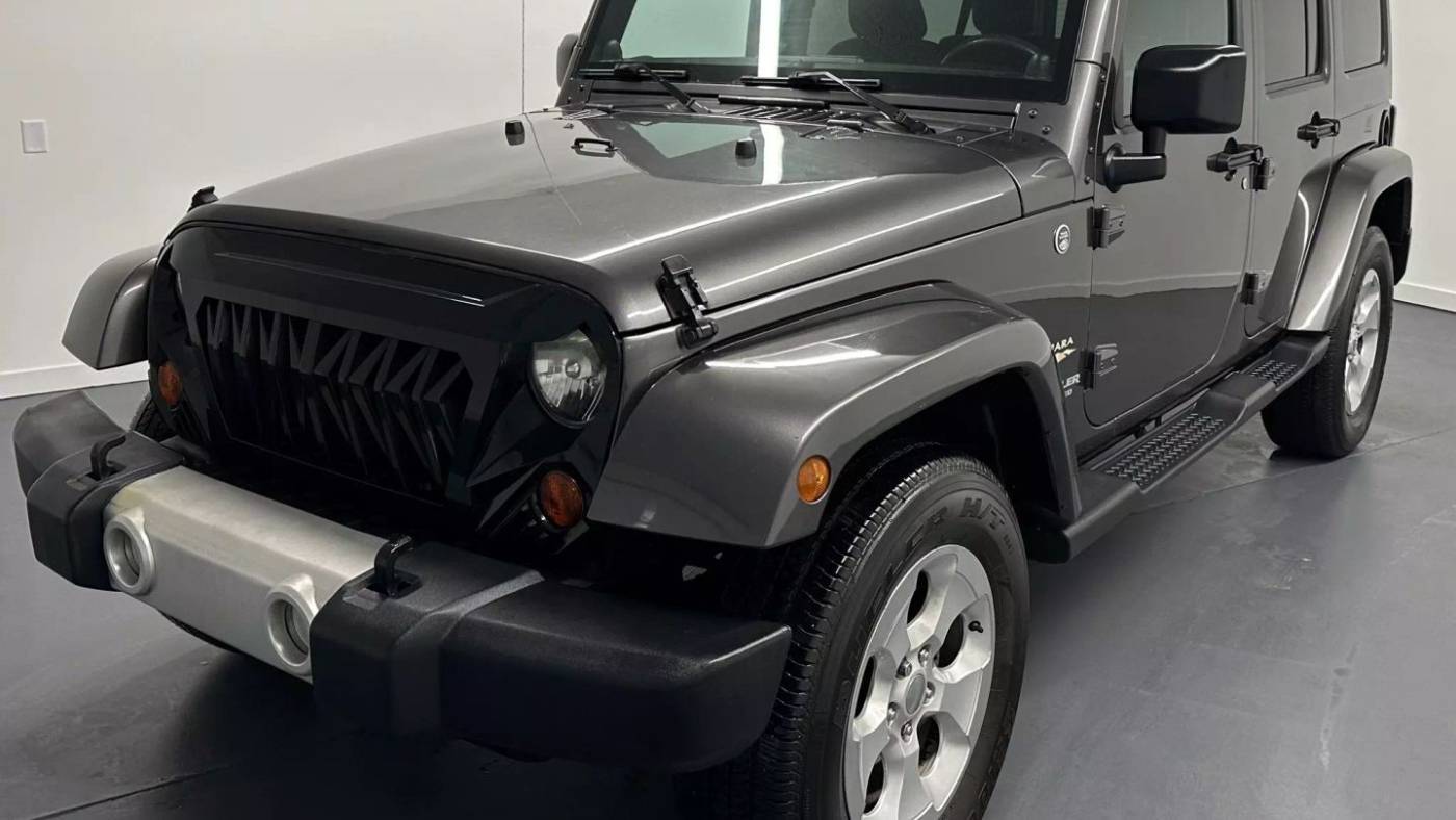 2014 Jeep Wrangler Sahara — SUV — 108,423 mi — Mooresville, IN