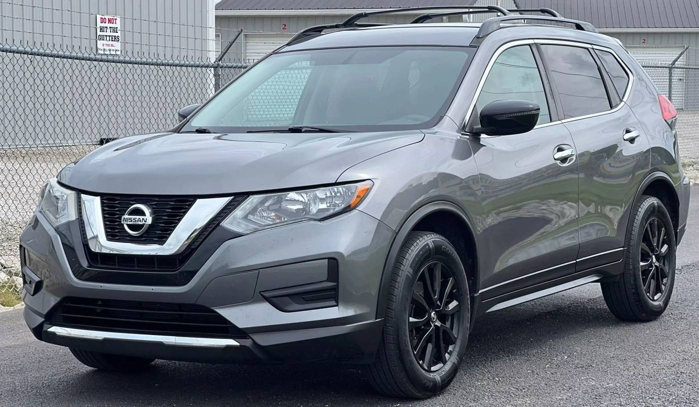 2017 Nissan Rogue SV — SUV — 152,093 mi — Mooresville, IN
