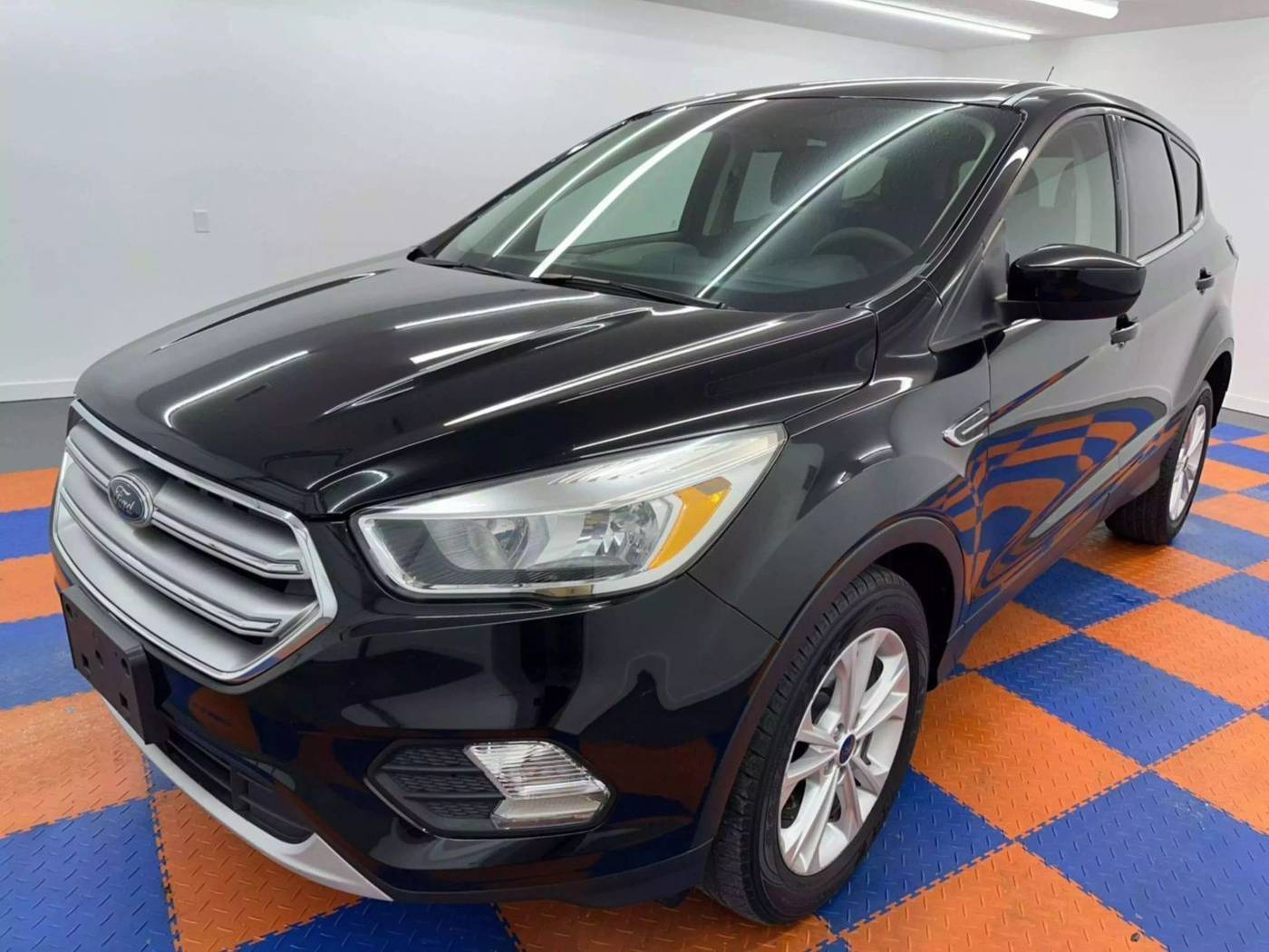 2017 Ford Escape SE — SUV — 107,554 mi — Mooresville, IN