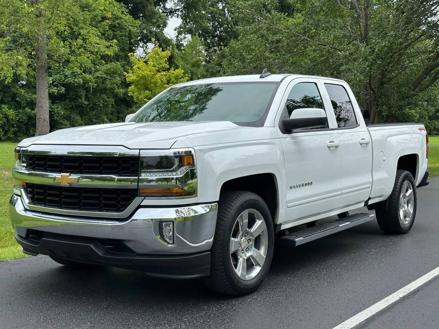 2018 Chevrolet Silverado 1500 LT — Pickup Truck — 131,642 mi — Mooresville, IN