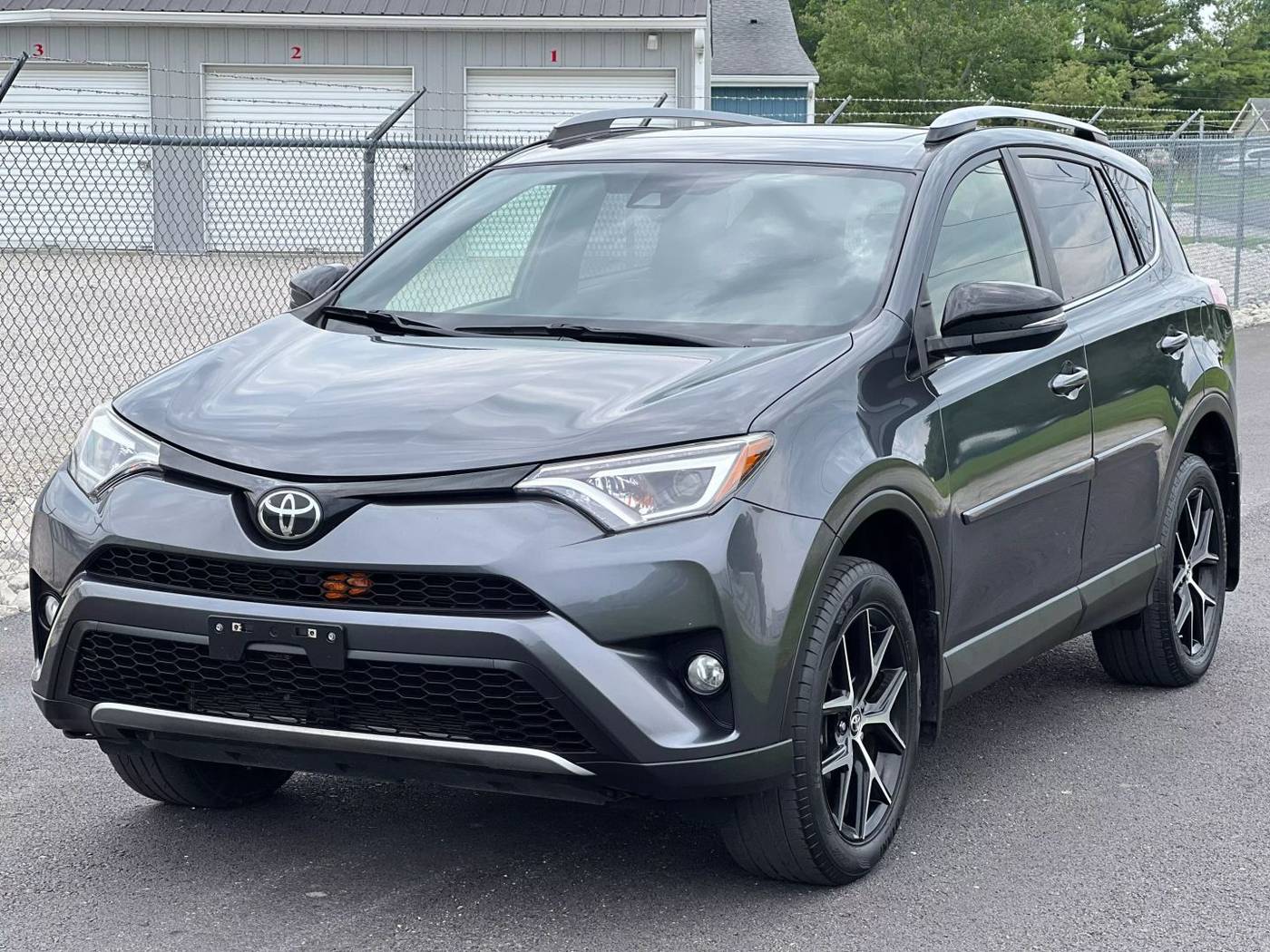 2018 Toyota RAV4 SE — SUV — 89,086 mi — Mooresville, IN