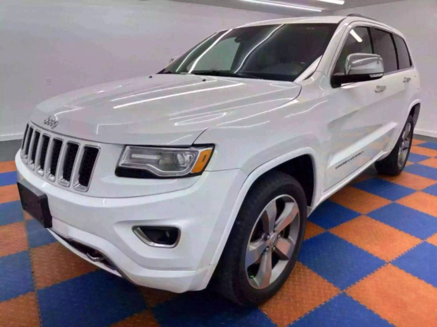 2014 Jeep Grand Cherokee Overland — SUV — 125,701 mi — Mooresville, IN