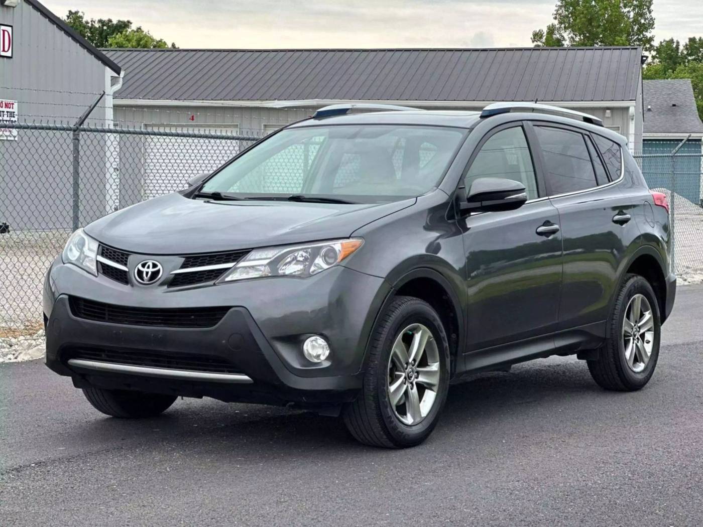 2015 Toyota RAV4 XLE — SUV — 76,059 mi — Mooresville, IN
