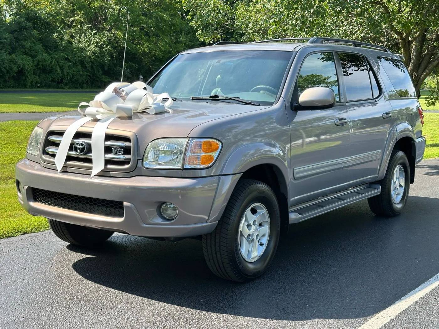 2001 Toyota Sequoia Limited — SUV — 398,736 mi — Mooresville, IN