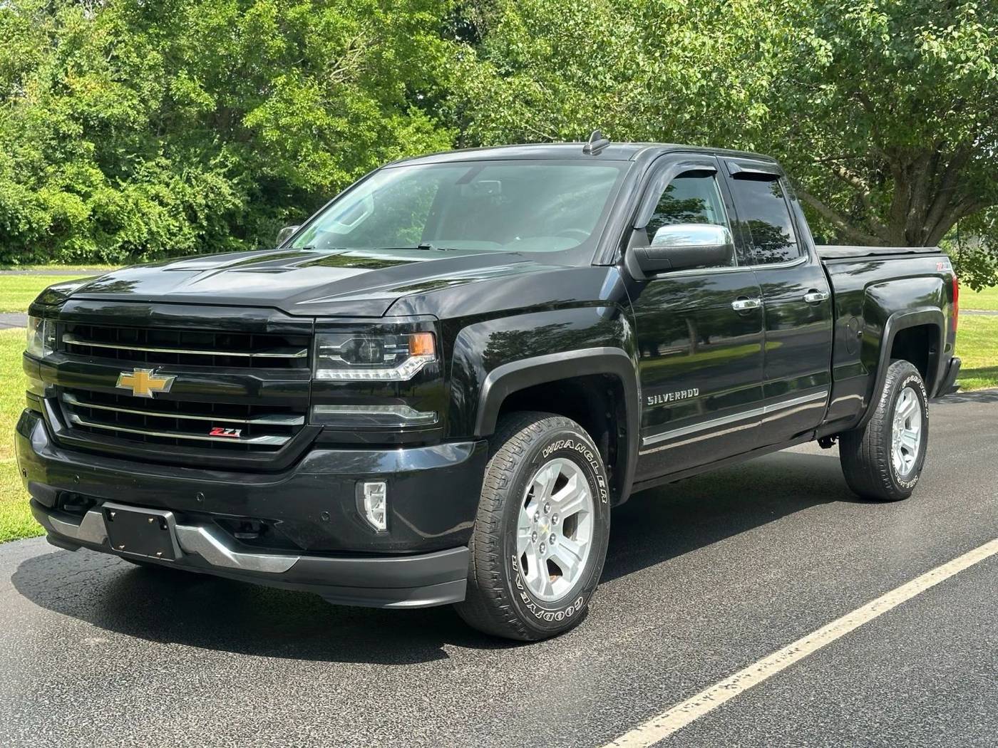2017 Chevrolet Silverado 1500 LTZ — Pickup Truck — 71,054 mi — Mooresville, IN