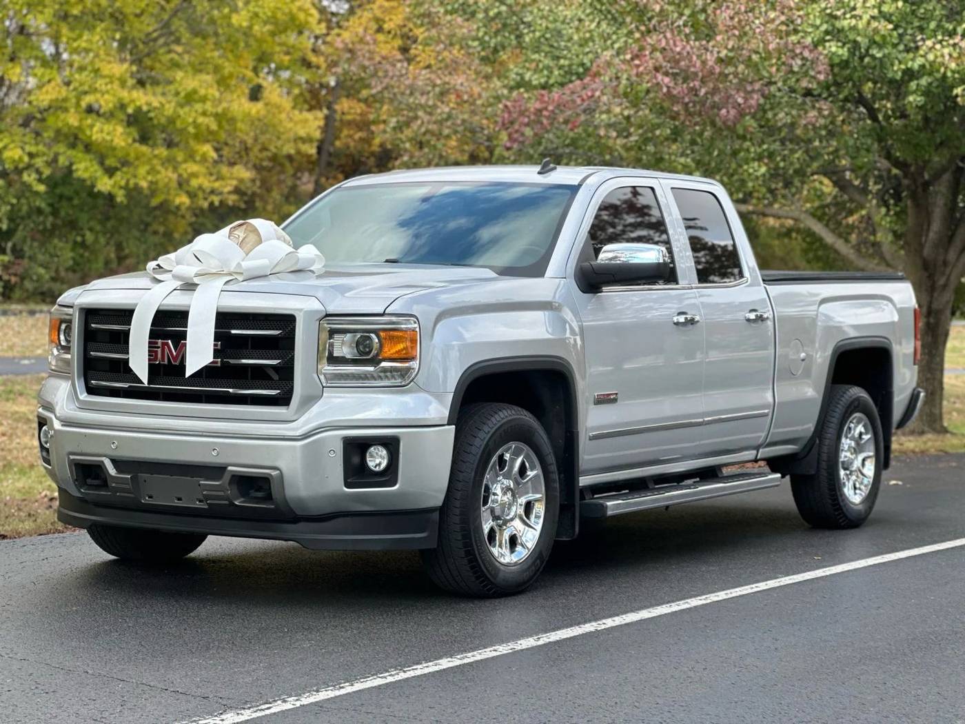 2014 GMC Sierra 1500 SLT — Pickup Truck — 168,889 mi — Mooresville, IN