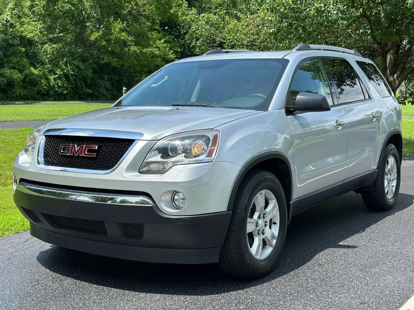 2012 GMC Acadia SLE — SUV — 130,023 mi — Mooresville, IN
