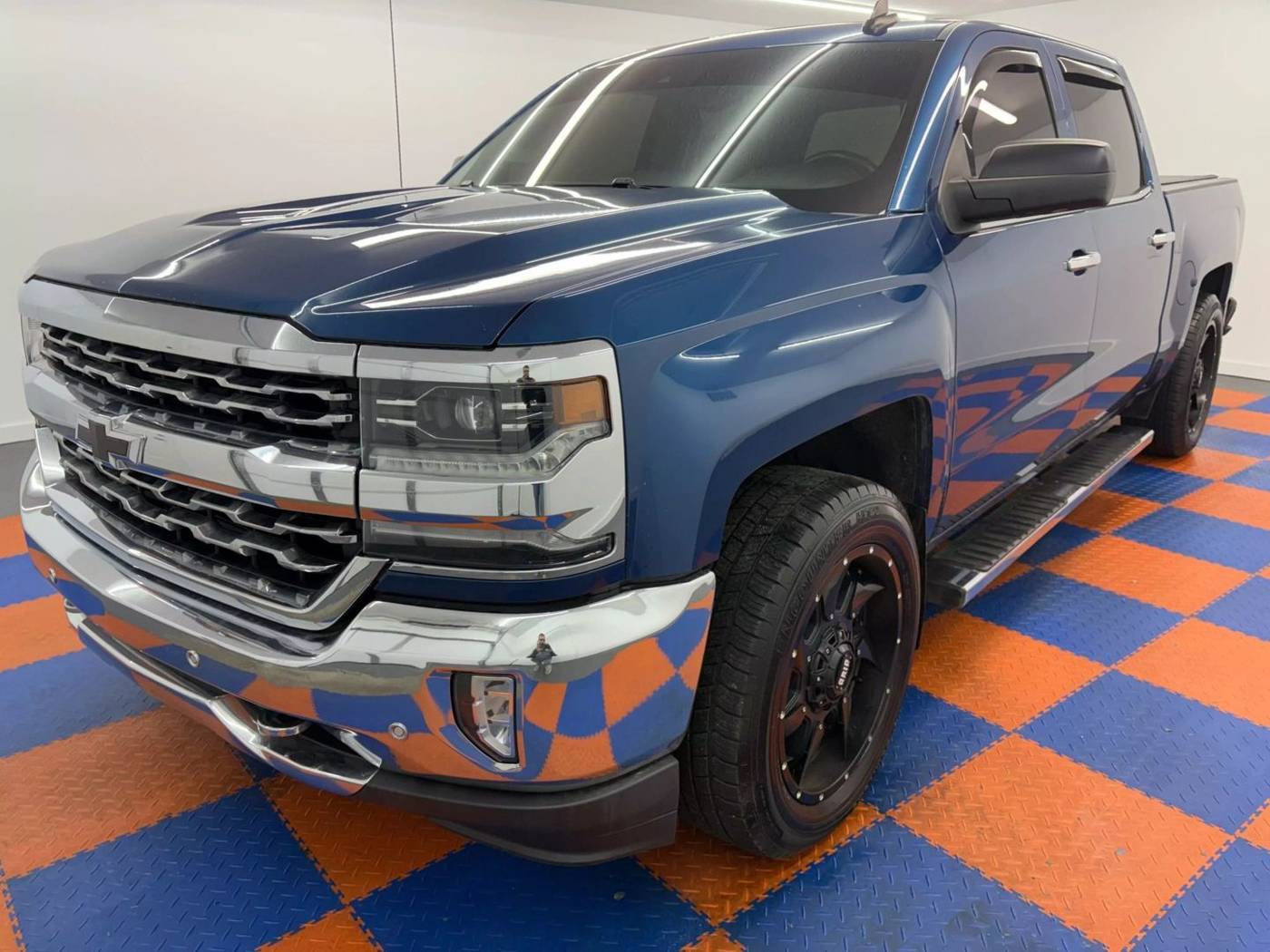 2018 Chevrolet Silverado 1500 LTZ — Pickup Truck — 119,723 mi — Mooresville, IN