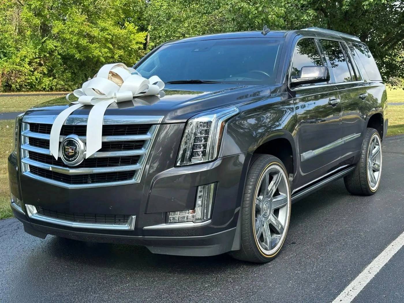 2015 Cadillac Escalade Premium — SUV — 143,328 mi — Mooresville, IN