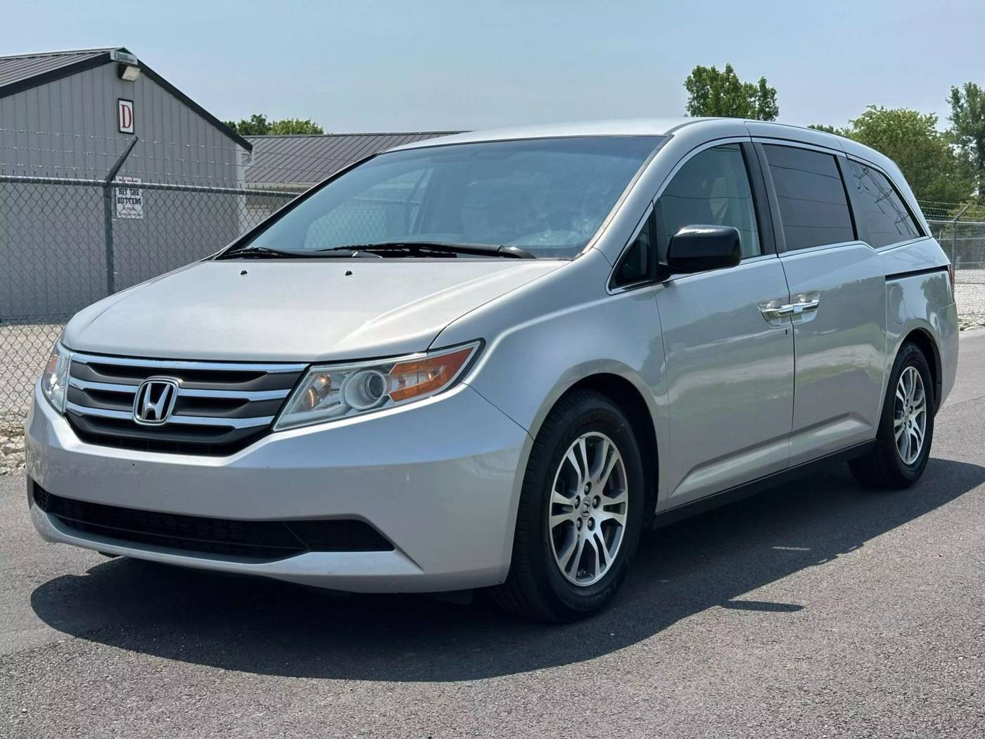 2012 Honda Odyssey EX — Minivan — 210,471 mi — Mooresville, IN