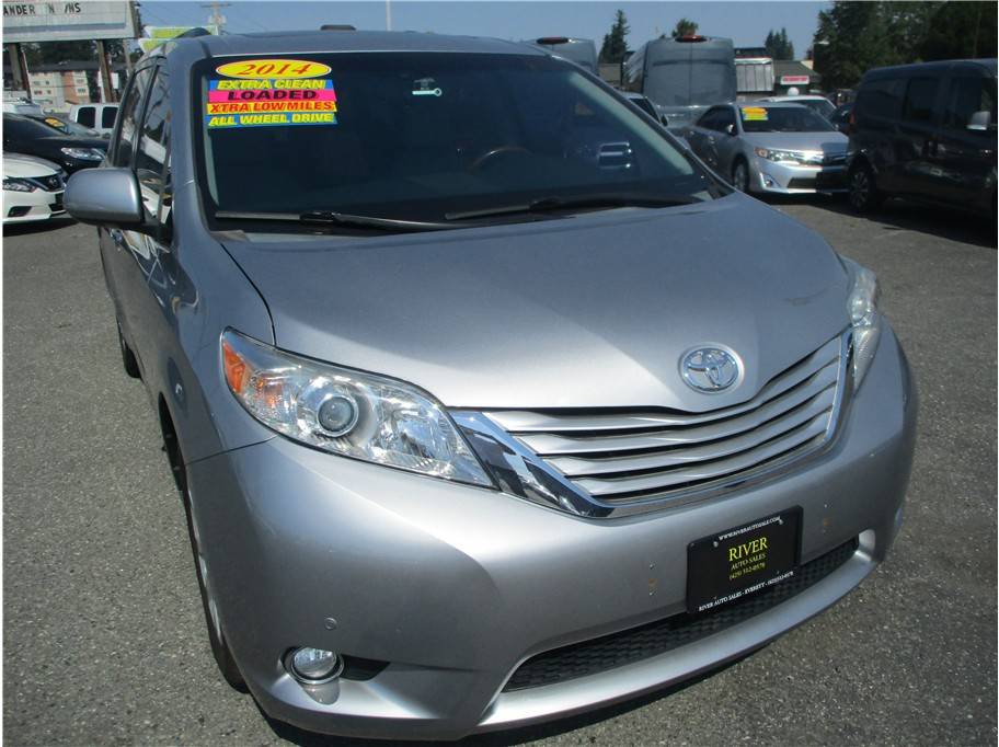 2014 Toyota Sienna Limited — Minivan — 77,084 mi — Everett, WA