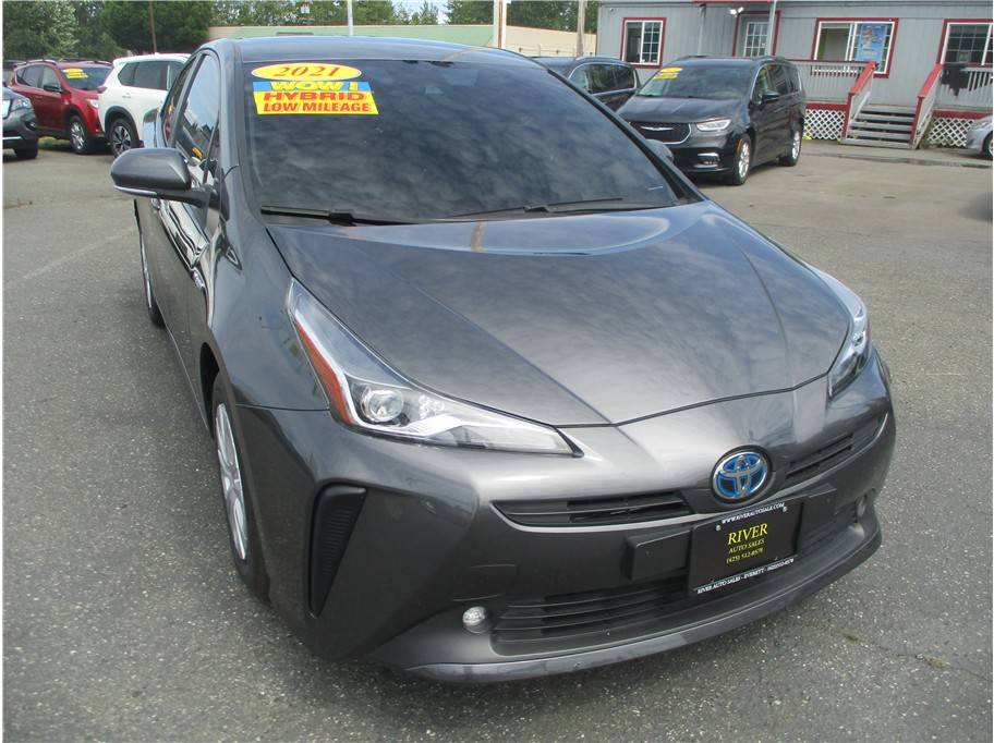 2021 Toyota Prius L Eco — Hatchback — 49,845 mi — Everett, WA