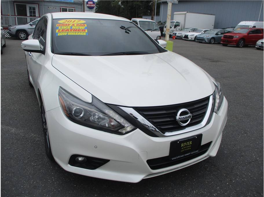 2017 Nissan Altima 2.5 SL — Sedan — 69,742 mi — Everett, WA