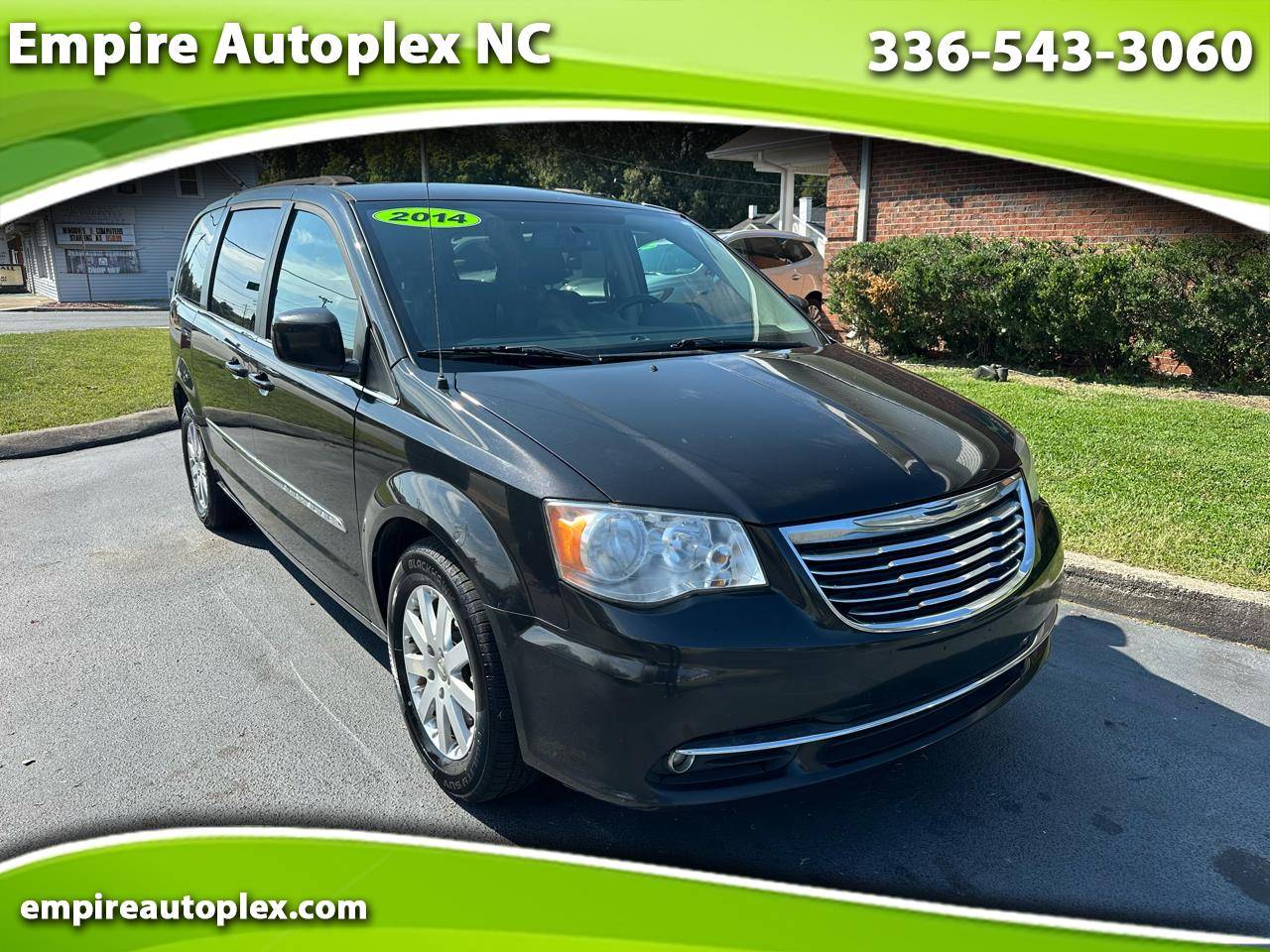 2014 Chrysler Town & Country Touring — Minivan — 122,338 mi — Archdale, NC