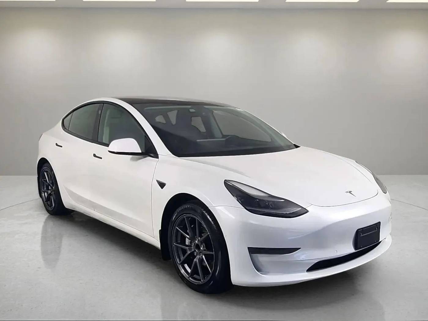 2020 Tesla Model 3 Long Range — Sedan — 73,916 mi — Plantation, FL