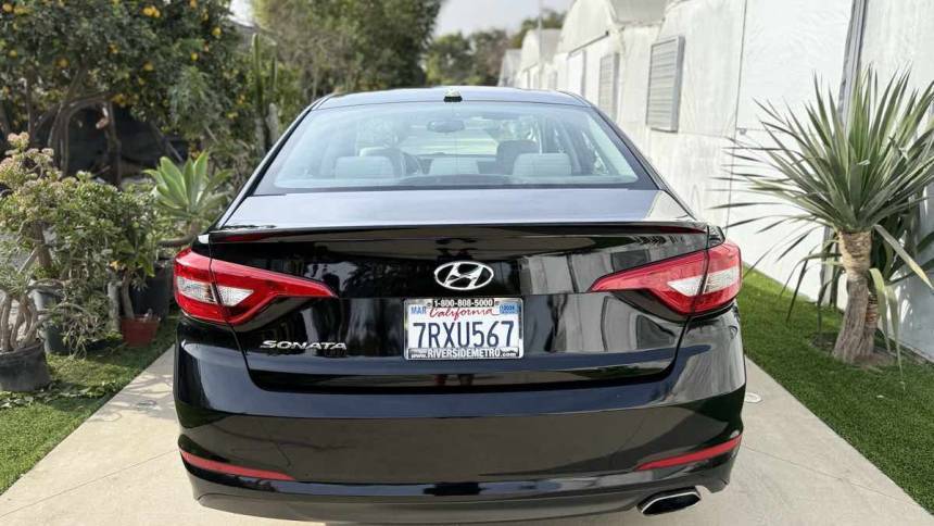 2016 Hyundai Sonata SE — Sedan — 104,060 mi — Whittier, CA