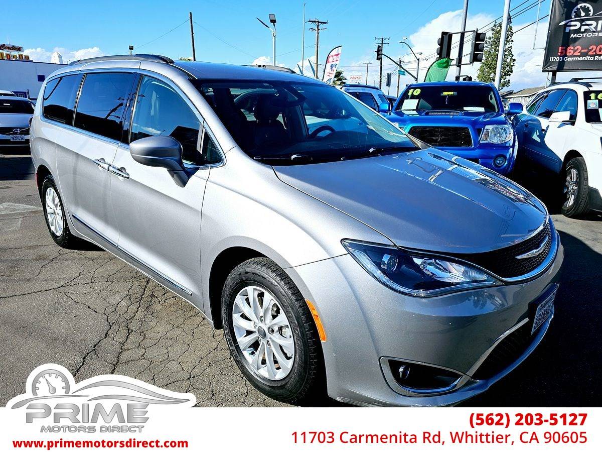 2017 Chrysler Pacifica Touring L — Minivan — 114,331 mi — Whittier, CA