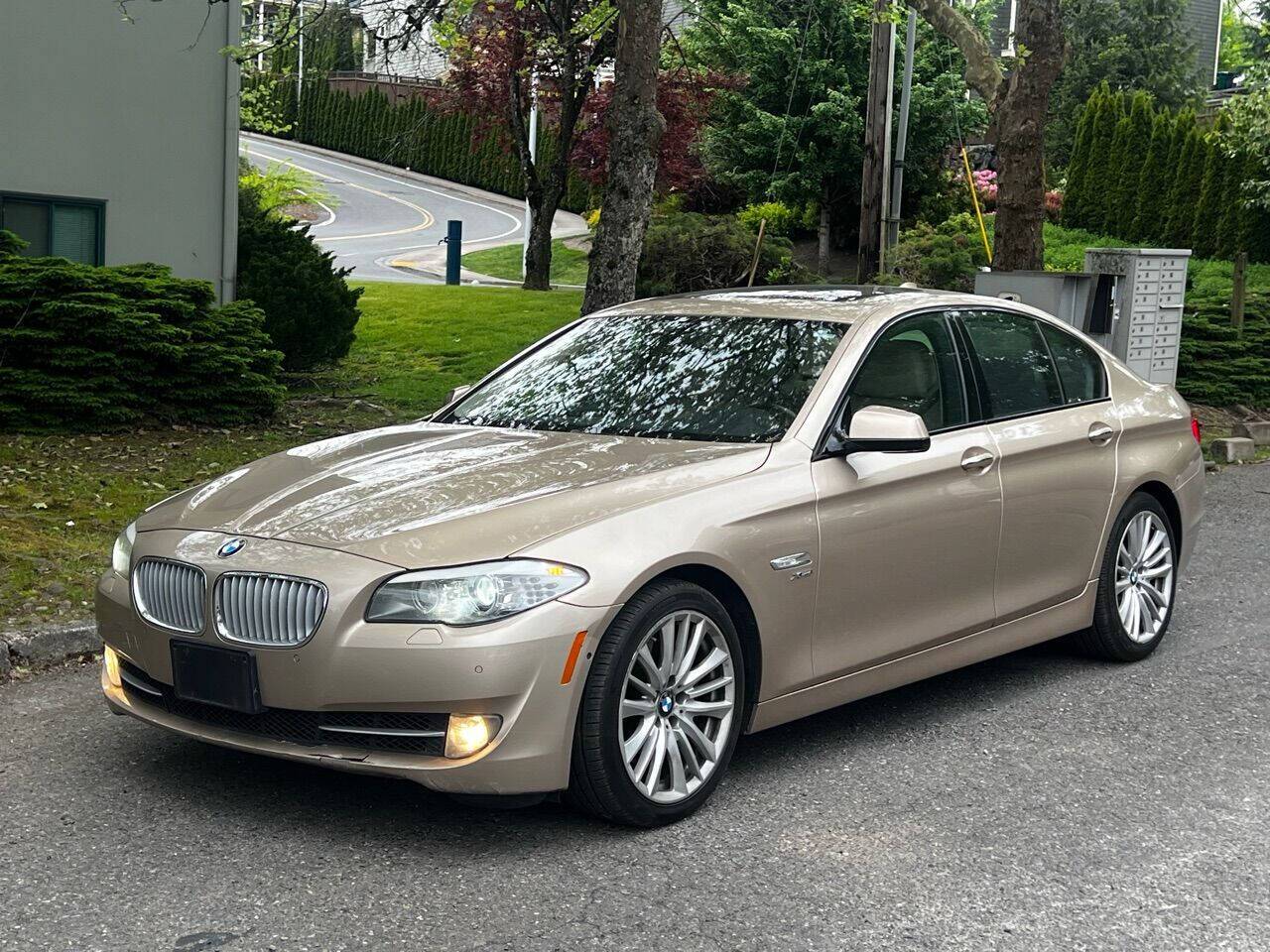2011 BMW 5 Series 550i — Sedan — 111,387 mi — Kirkland, WA