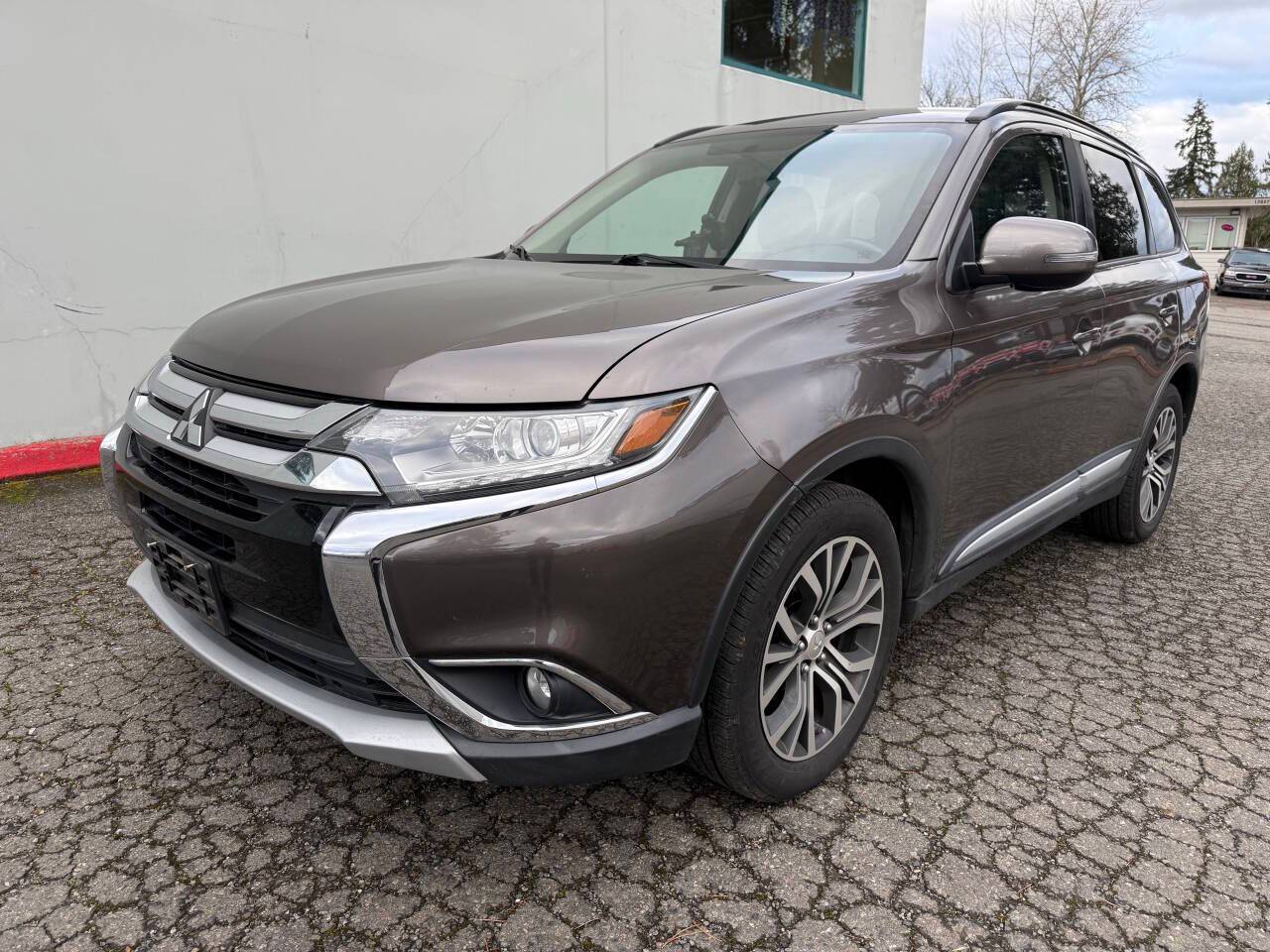 2016 Mitsubishi Outlander SEL — SUV — 73,714 mi — Kirkland, WA