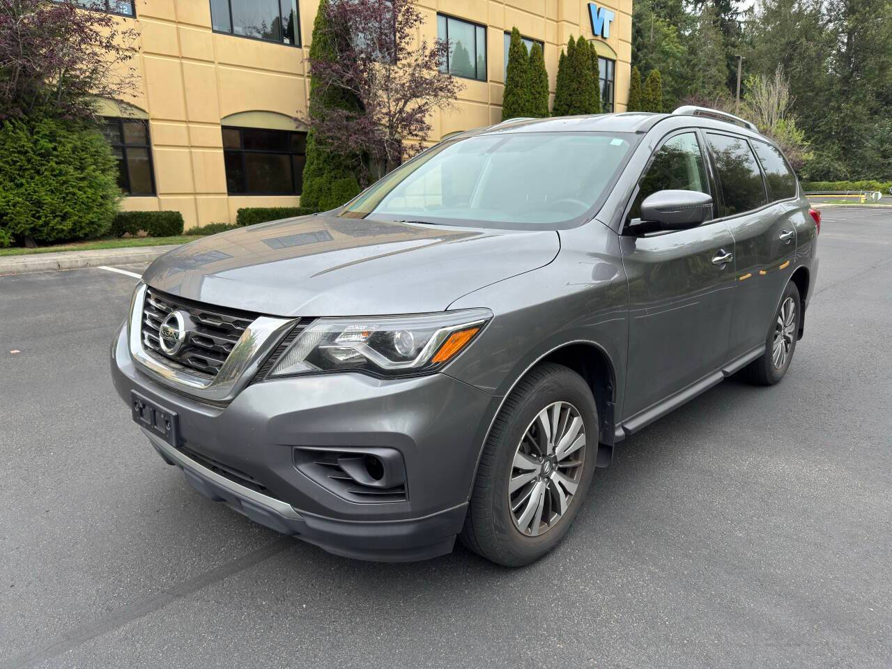 2018 Nissan Pathfinder S — SUV — 155,439 mi — Kirkland, WA