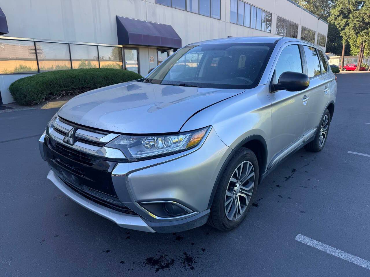 2018 Mitsubishi Outlander ES — SUV — 62,875 mi — Kirkland, WA