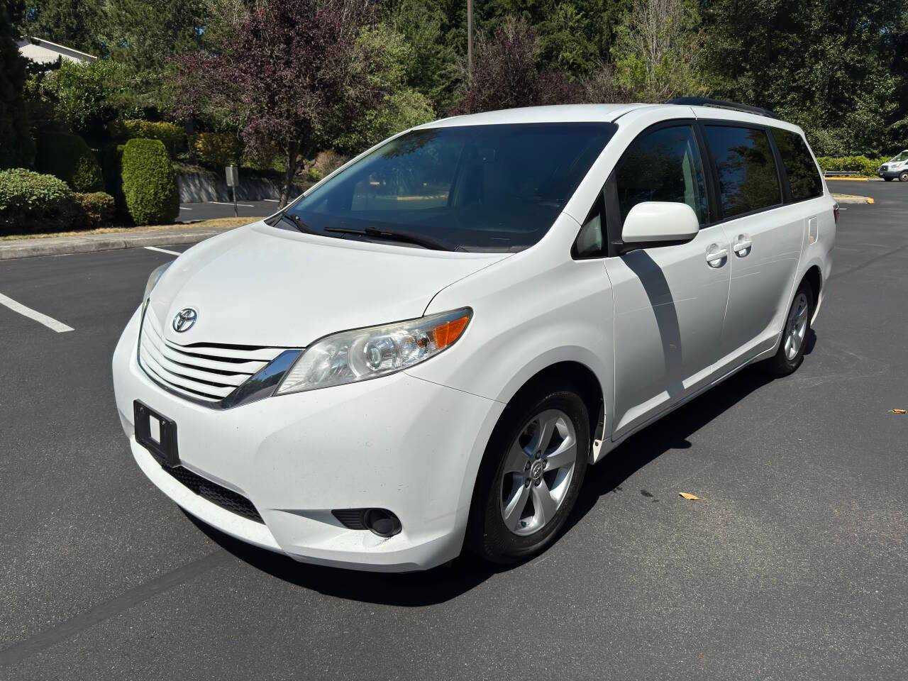 2017 Toyota Sienna LE — Minivan — 179,379 mi — Kirkland, WA