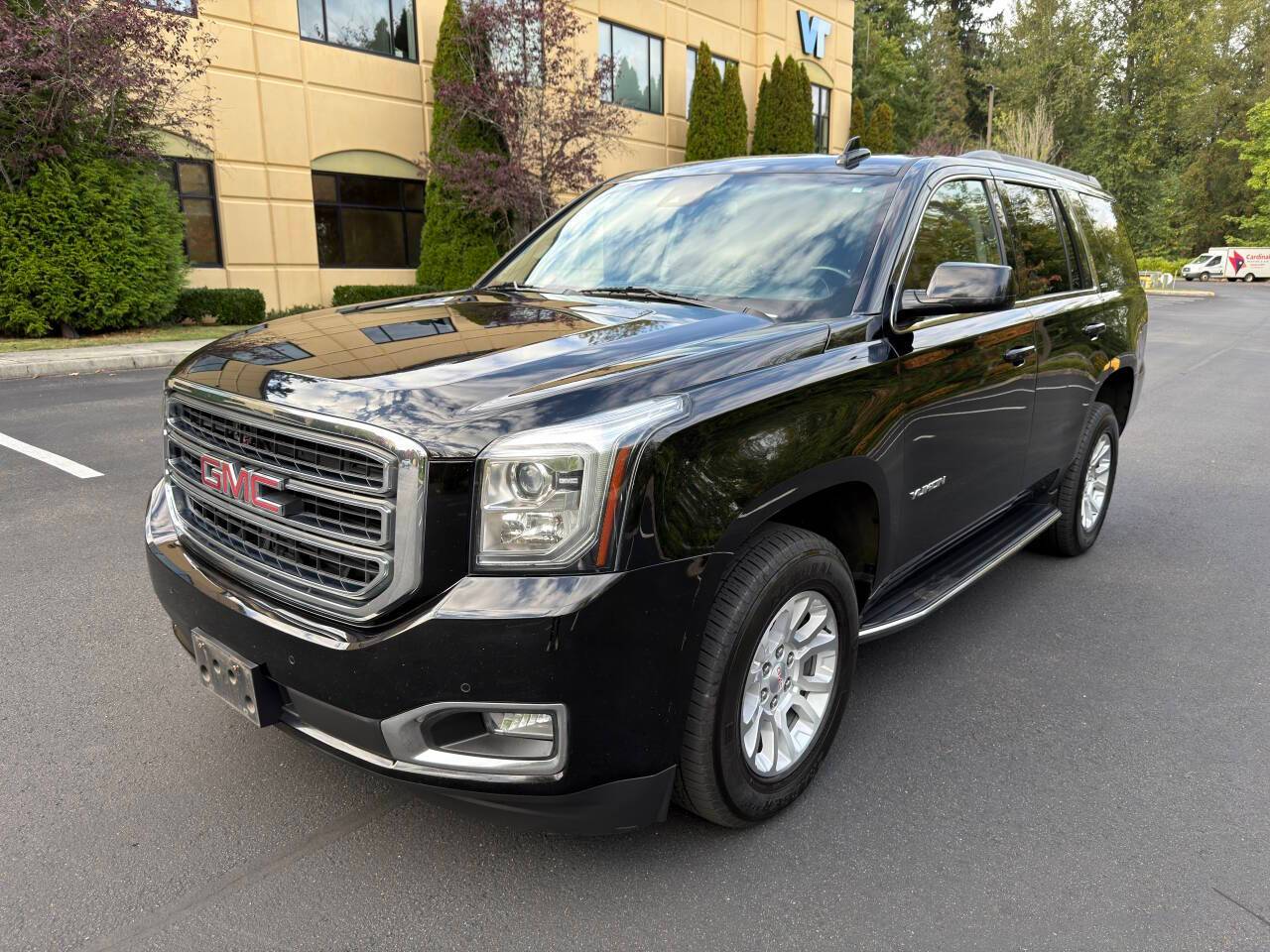 2018 GMC Yukon SLT — SUV — 136,249 mi — Kirkland, WA
