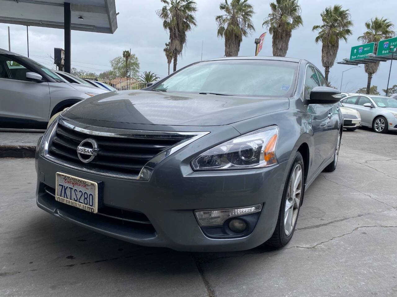 2015 Nissan Altima 2.5 SV — Sedan — 216,856 mi — Sacramennto, CA