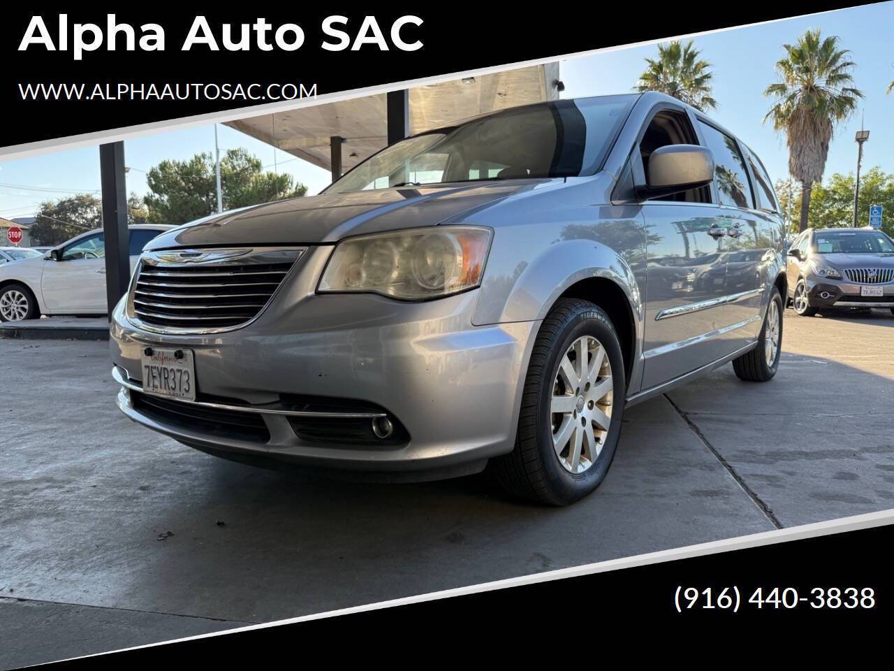 2014 Chrysler Town and Country Touring