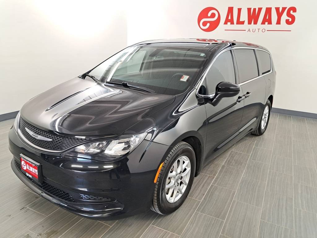 2022 Chrysler Voyager LX — Minivan — 102,580 mi — Wichita Falls, TX