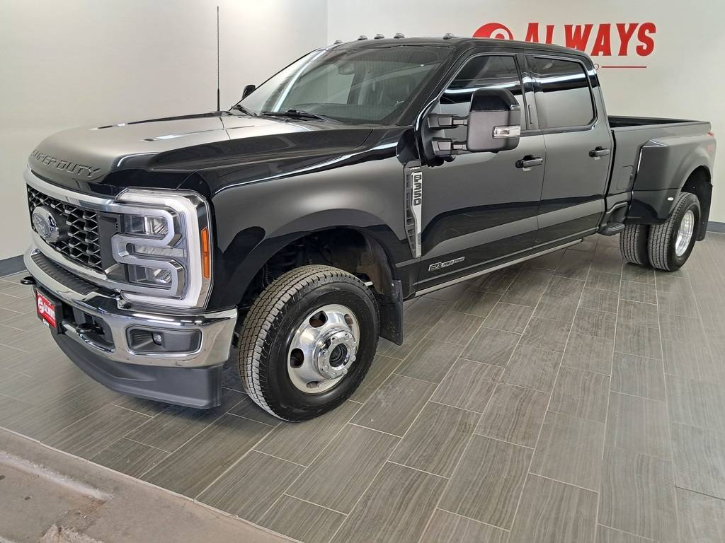 2023 Ford Super Duty F-350 LARIAT — Pickup Truck — 54,006 mi — Wichita Falls, TX