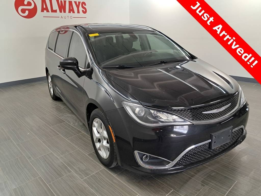 2018 Chrysler Pacifica Touring Plus — Minivan — 102,848 mi — Wichita Falls, TX