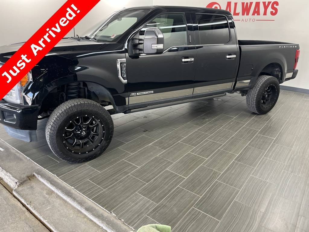 2018 Ford Super Duty F-350 Platinum — Pickup Truck — 121,000 mi — Wichita Falls, TX
