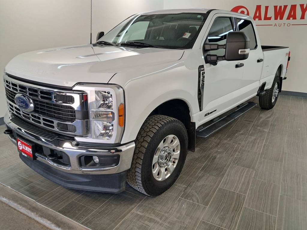 2023 Ford Super Duty F-350 XLT — Pickup Truck — 97,842 mi — Wichita Falls, TX