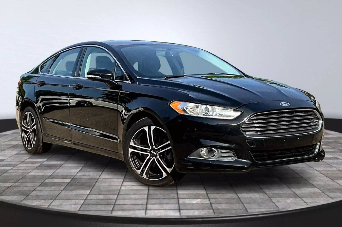 2013 Ford Fusion SE — Sedan — 119,725 mi — Raleigh, NC