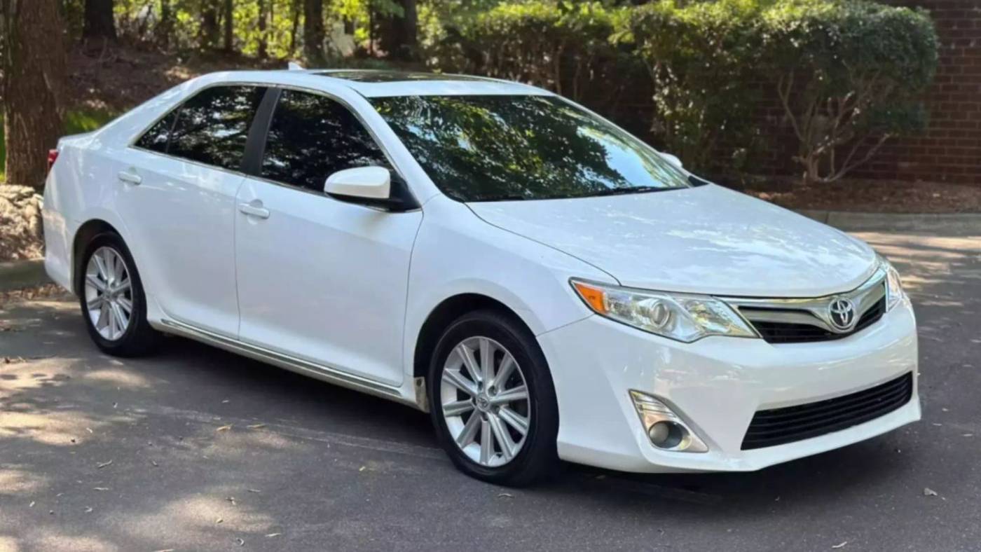 2012 Toyota Camry XLE V6 — Sedan — 203,233 mi — Raleigh, NC
