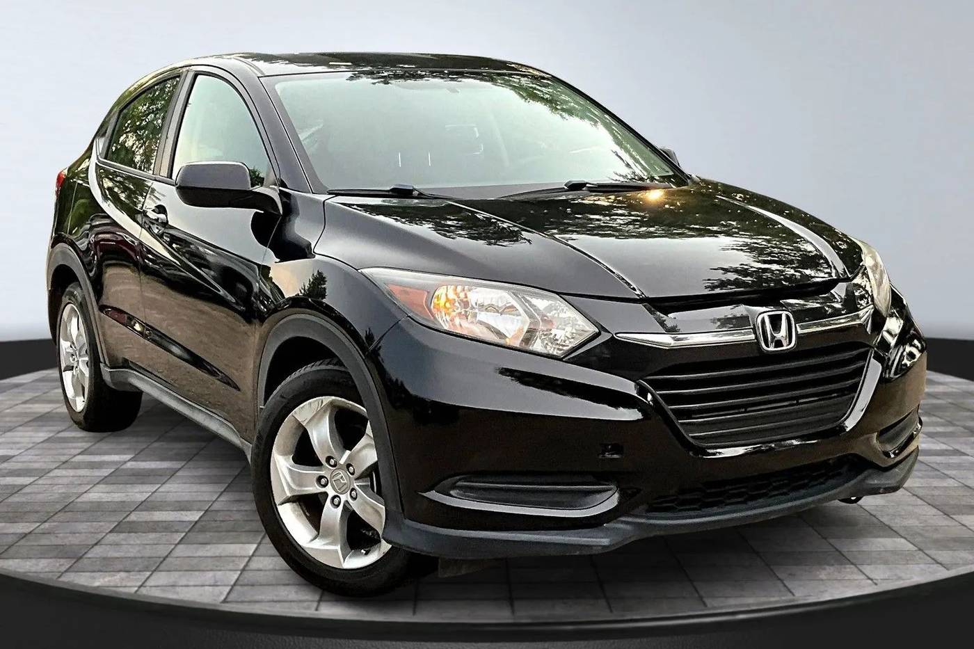 2016 Honda HR-V LX — SUV — 196,254 mi — Raleigh, NC