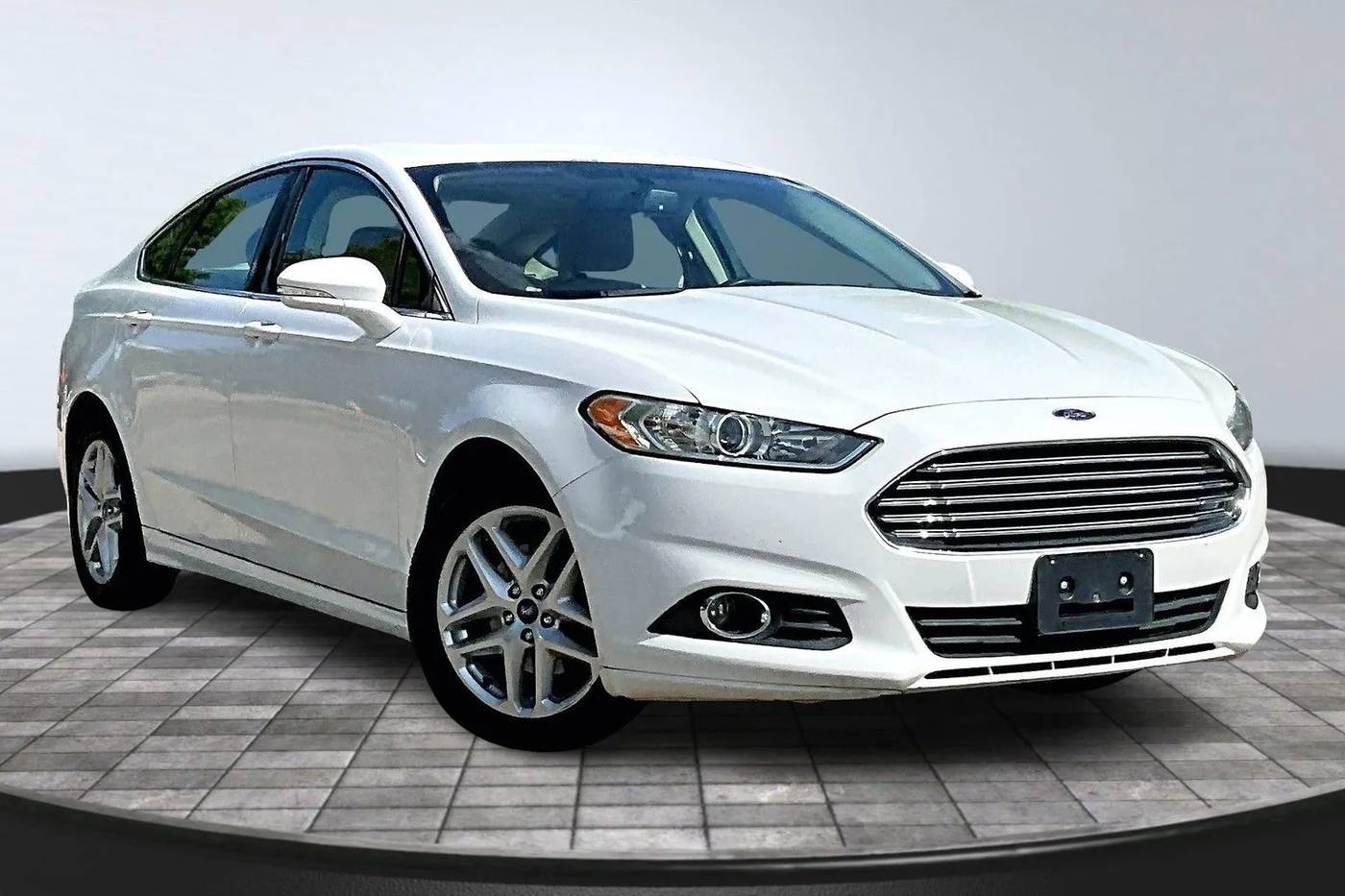 2013 Ford Fusion SE — Sedan — 146,865 mi — Raleigh, NC