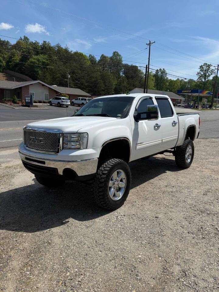 2011 GMC Sierra 1500 SLE — Pickup Truck — 154,637 mi — Connelly Springs, NC