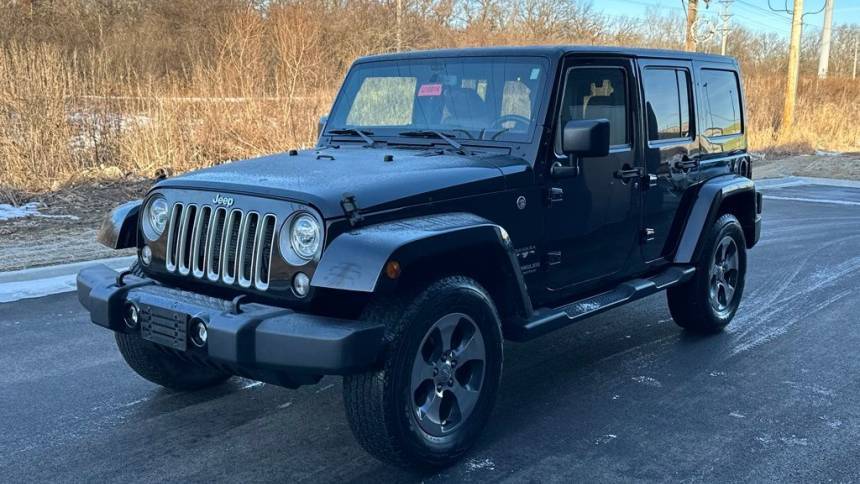 2017 Jeep Wrangler Sahara — SUV — 113,183 mi — Highland Park, IL